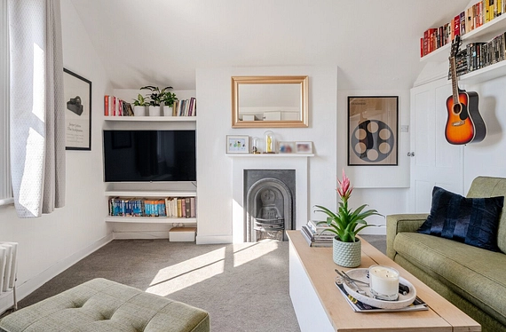 Farm Avenue, Streatham, London, SW16 - Kinleigh Folkard & Hayward