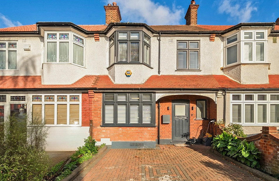Gracefield Gardens, Streatham, London, SW16 - Kinleigh Folkard & Hayward