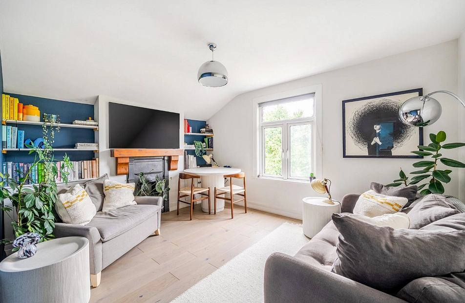 Fernwood Avenue, Streatham, London, SW16 - Kinleigh Folkard & Hayward