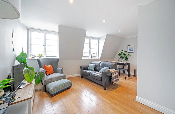 Streatham Hill, Streatham, London, SW2 - Kinleigh Folkard & Hayward