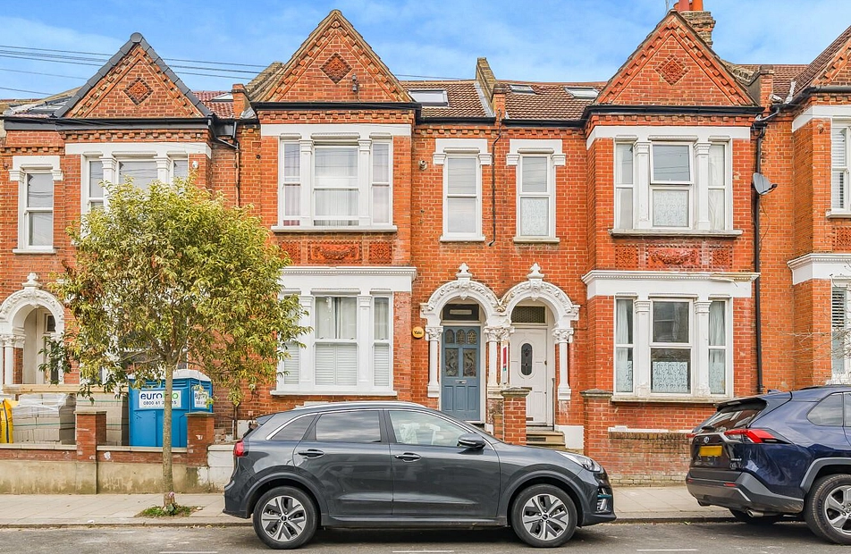 Kingscourt Road, Streatham, London, SW16 - Kinleigh Folkard & Hayward