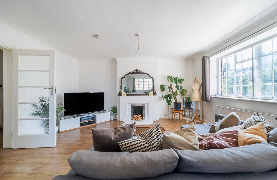 The High, Streatham, London, SW16 - Kinleigh Folkard & Hayward