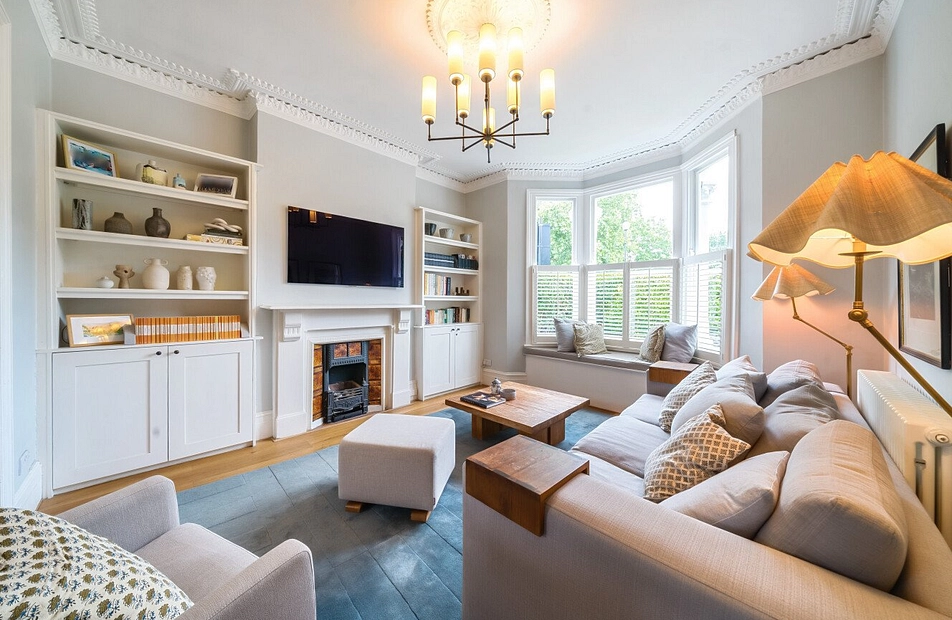 Holmewood Gardens, Brixton Hill, London, SW2 - Kinleigh Folkard & Hayward