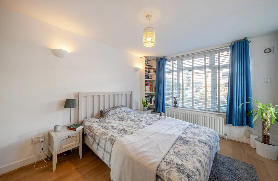 Valleyfield Road, Streatham, London, SW16 - Kinleigh Folkard & Hayward