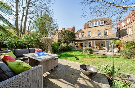 Riggindale Road, Tooting Bec Common, London, SW16 - Kinleigh Folkard & Hayward