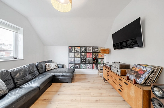 Gleneagle Road, Streatham, London, SW16 - Kinleigh Folkard & Hayward