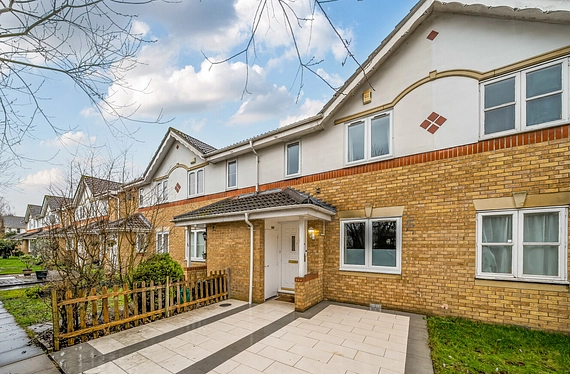 Montana Gardens, London, SE26 - Kinleigh Folkard & Hayward