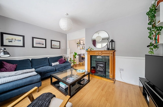 Herlwyn Gardens, London, SW17 - Kinleigh Folkard & Hayward