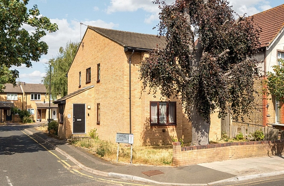 Daniel Close, Tooting, London, SW17 - Kinleigh Folkard & Hayward