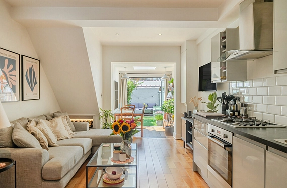 Briscoe Road, Colliers Wood, London, SW19 - Kinleigh Folkard & Hayward