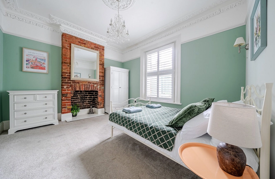 Thurlow Hill, West Dulwich, London, SE21 - Kinleigh Folkard & Hayward