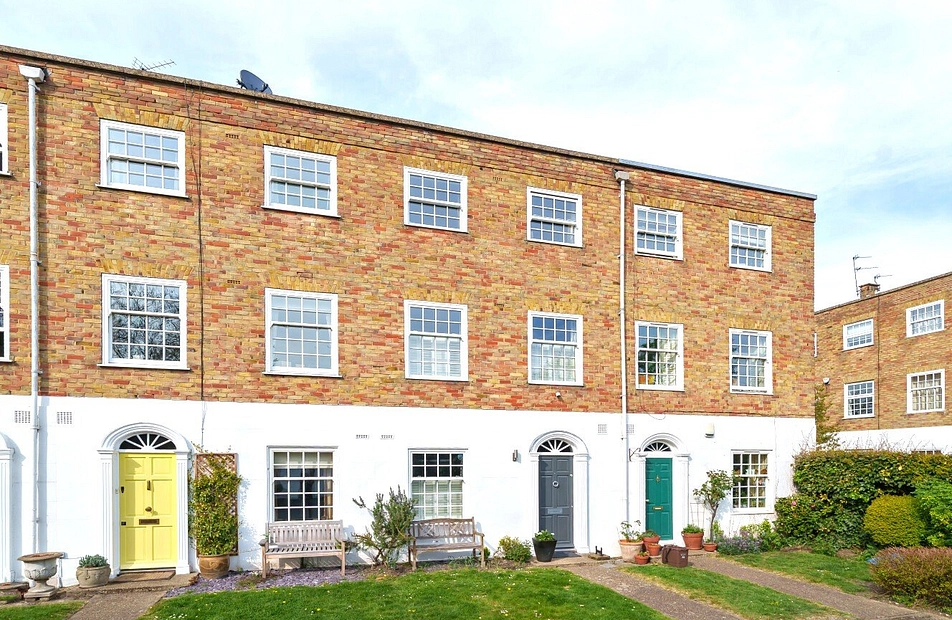 Egliston Mews, Putney, London, SW15 - Kinleigh Folkard & Hayward