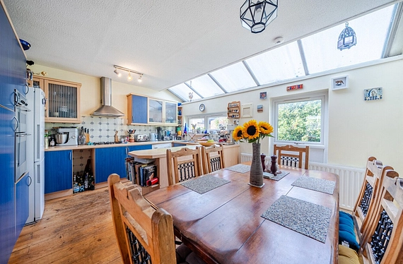 Ardshiel Close, Putney, London, SW15 - Kinleigh Folkard & Hayward