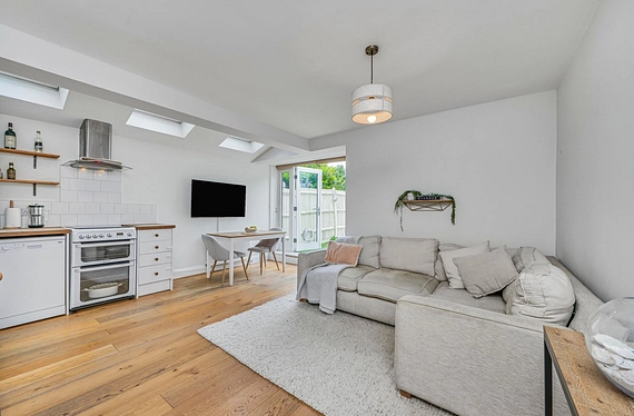 Duntshill Road, Earlsfield, London, SW18 - Kinleigh Folkard & Hayward
