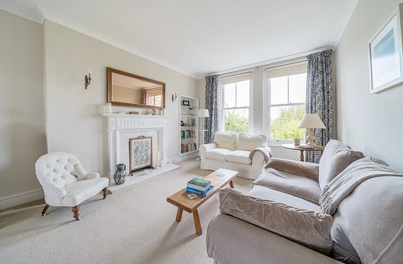 Lower Richmond Road, London, SW15 - Kinleigh Folkard & Hayward