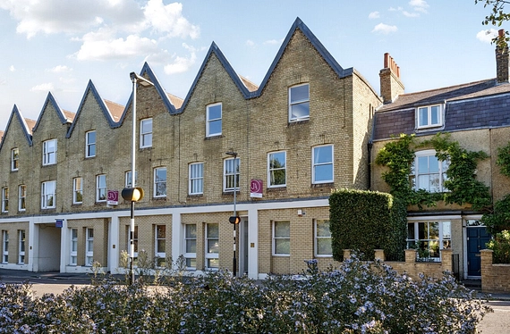 Sheen Lane, London, SW14 - Kinleigh Folkard & Hayward