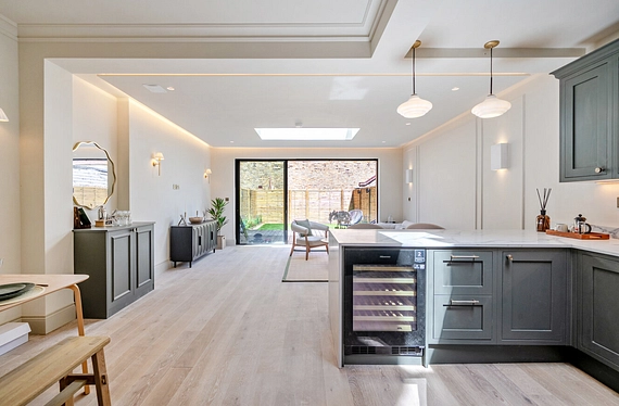 Lower Richmond Road, Putney, London, SW15 - Kinleigh Folkard & Hayward