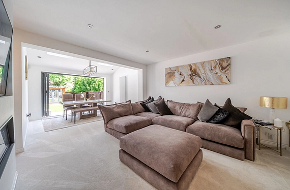 Cheyne Park Drive, West Wickham, Kent, BR4 - Kinleigh Folkard & Hayward