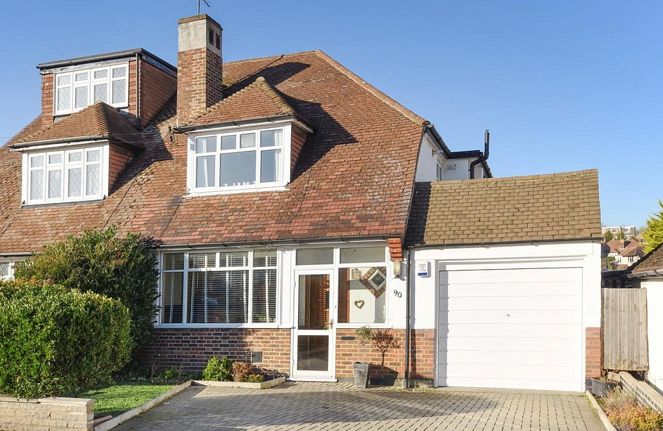 Addington Road, West Wickham, Kent, BR4 - Kinleigh Folkard & Hayward