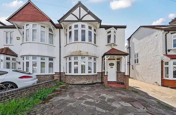The Avenue, West Wickham, Kent, BR4 - Kinleigh Folkard & Hayward