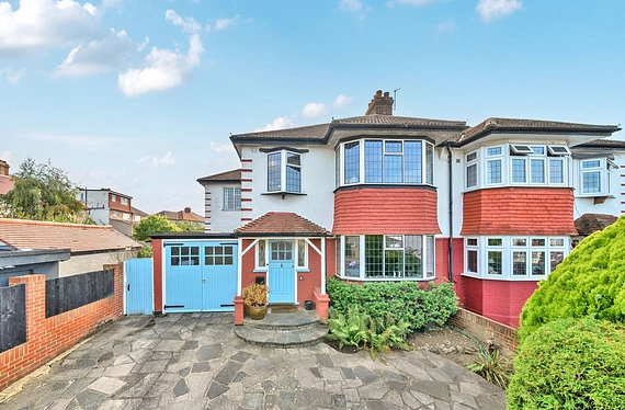 Chessington Way, West Wickham, Kent, BR4 - Kinleigh Folkard & Hayward