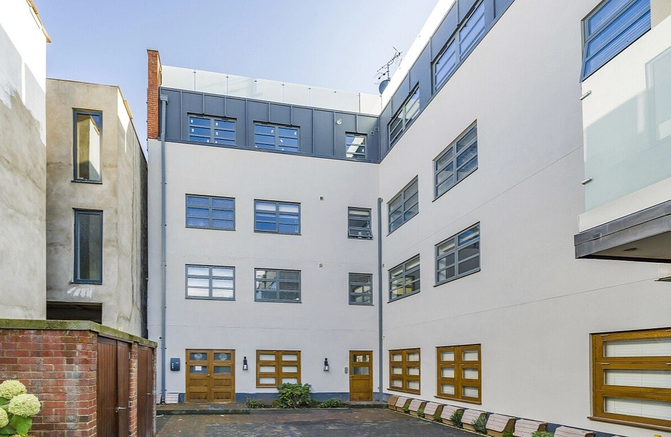 Elm Grove, London, SW19 - Kinleigh Folkard & Hayward