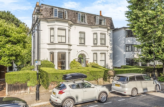 Avenue Crescent, London, W3 - Kinleigh Folkard & Hayward