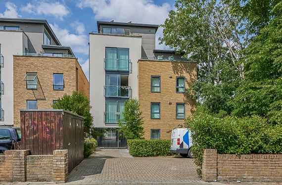 Kings Avenue, London, SW4 - Kinleigh Folkard & Hayward