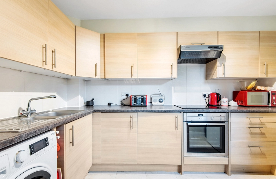 Bedford Hill, Balham, London, SW12 - Kinleigh Folkard & Hayward