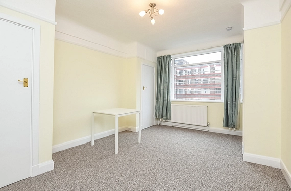 Balham High Road, Balham, London, SW17 - Kinleigh Folkard & Hayward