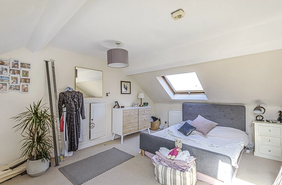 Honeybrook Road, Balham, London, SW12 - Kinleigh Folkard & Hayward