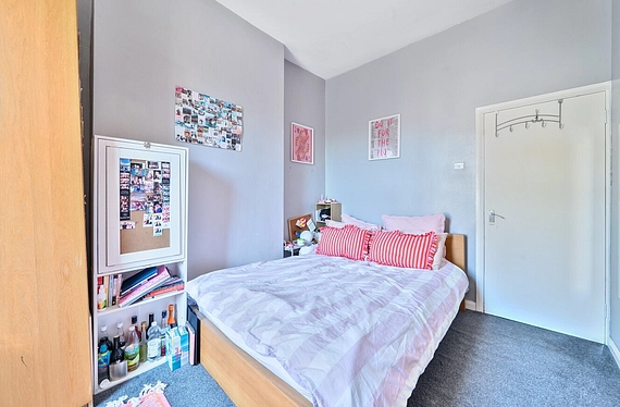 Balham Hill, London, SW12 - Kinleigh Folkard & Hayward