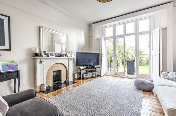 Trinity Crescent, Wandsworth, London, SW17 - Kinleigh Folkard & Hayward