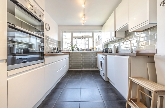Chatham Road, London, SW11 - Kinleigh Folkard & Hayward
