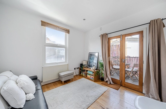 Queenstown Road, Battersea, London, SW8 - Kinleigh Folkard & Hayward