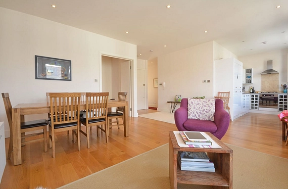 Broomwood Road, Clapham, London, SW11 - Kinleigh Folkard & Hayward