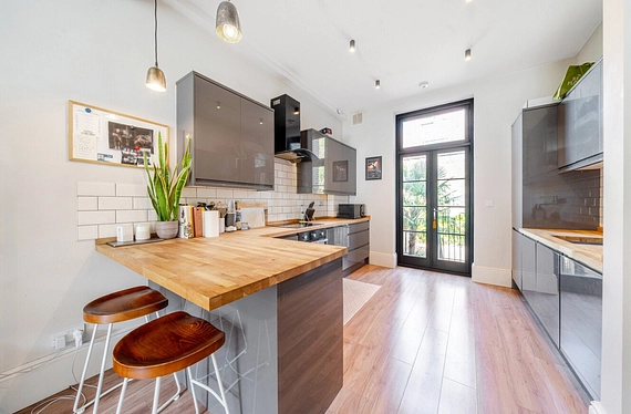 Brussels Road, London, SW11 - Kinleigh Folkard & Hayward