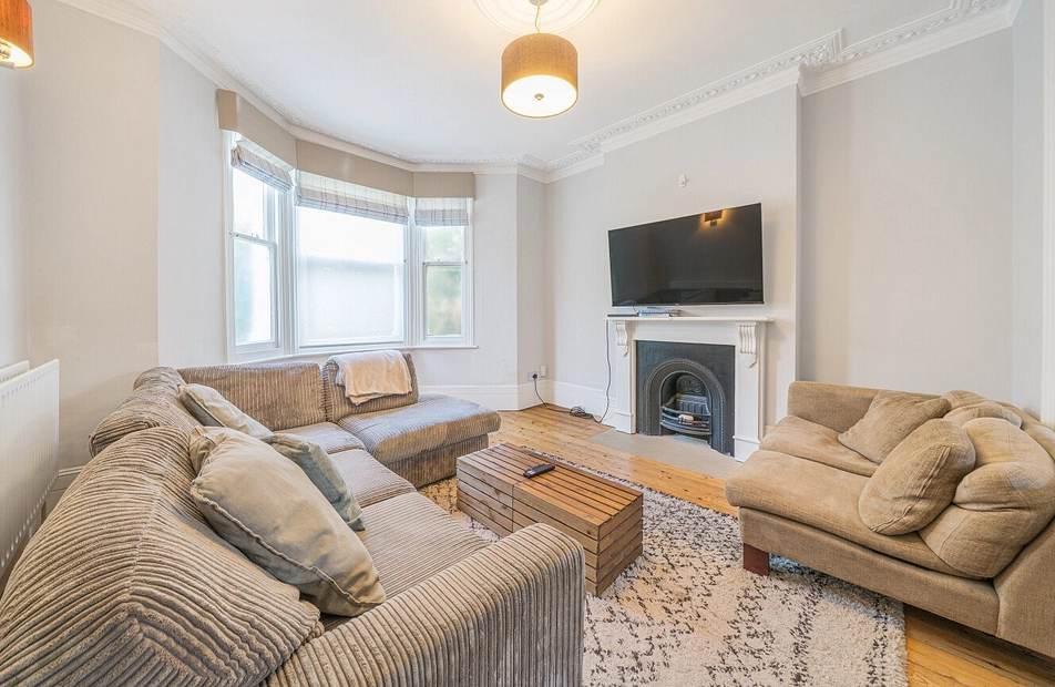 Almeric Road, London, SW11 - Kinleigh Folkard & Hayward