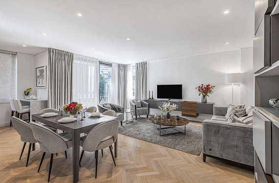 Queensway, Bayswater, London, W2 - Kinleigh Folkard & Hayward