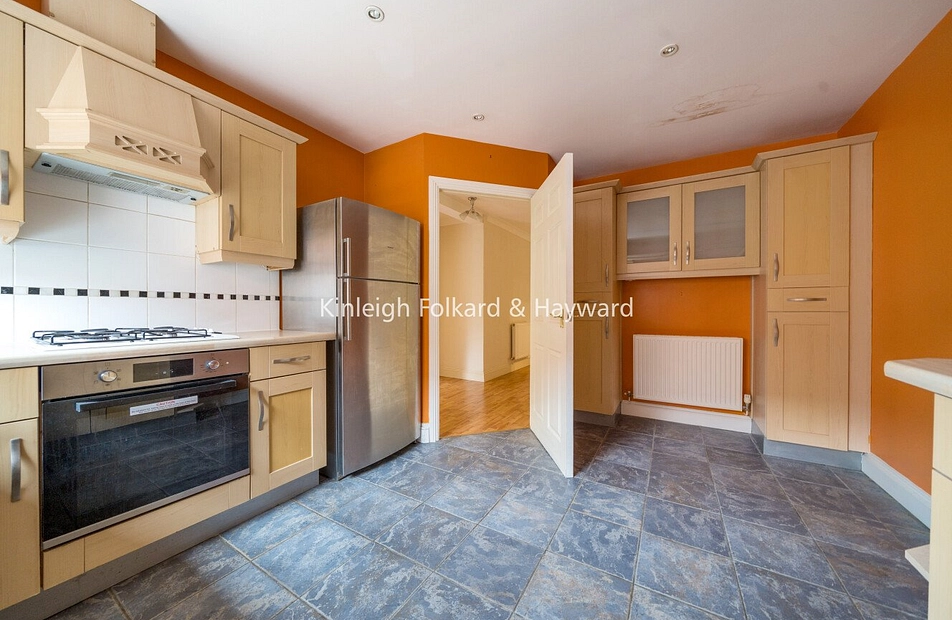 The Avenue, Beckenham, Kent, BR3 - Kinleigh Folkard & Hayward