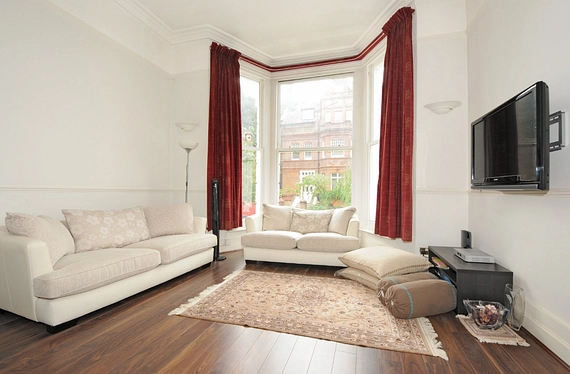 Belsize Crescent, Belsize Park, London, NW3 - Kinleigh Folkard & Hayward