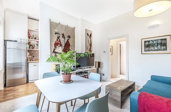 Belsize Park Gardens, London, NW3 - Kinleigh Folkard & Hayward