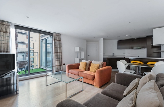 Blackheath Road, London, SE10 - Kinleigh Folkard & Hayward