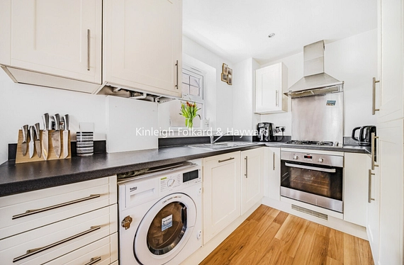 Wells View, Bromley, BR2 - Kinleigh Folkard & Hayward