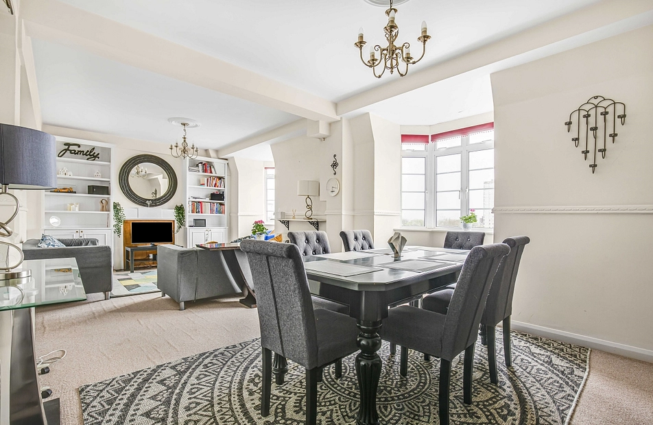 Hammersmith Road, London, W6 - Kinleigh Folkard & Hayward