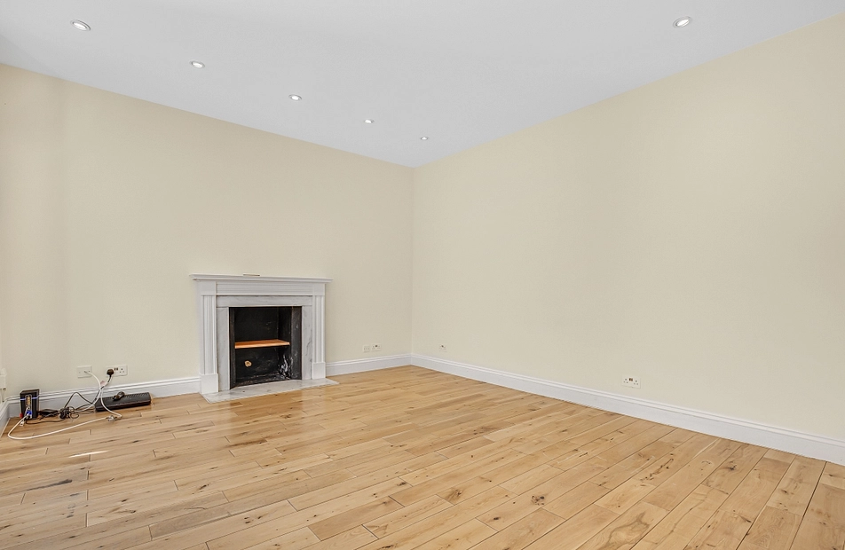 Elsham Road, London, W14 - Kinleigh Folkard & Hayward