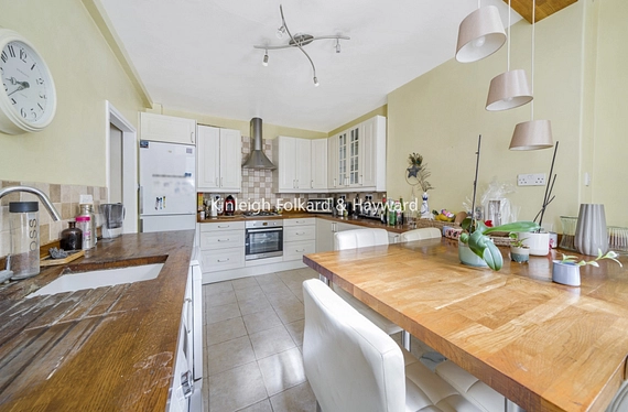 Swan Road, Surrey Quays, London, SE16 - Kinleigh Folkard & Hayward