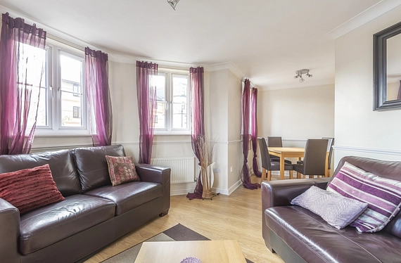 Princes Riverside Road, London, SE16 - Kinleigh Folkard & Hayward