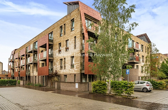 7 Blondin Way, London, SE16 - Kinleigh Folkard & Hayward