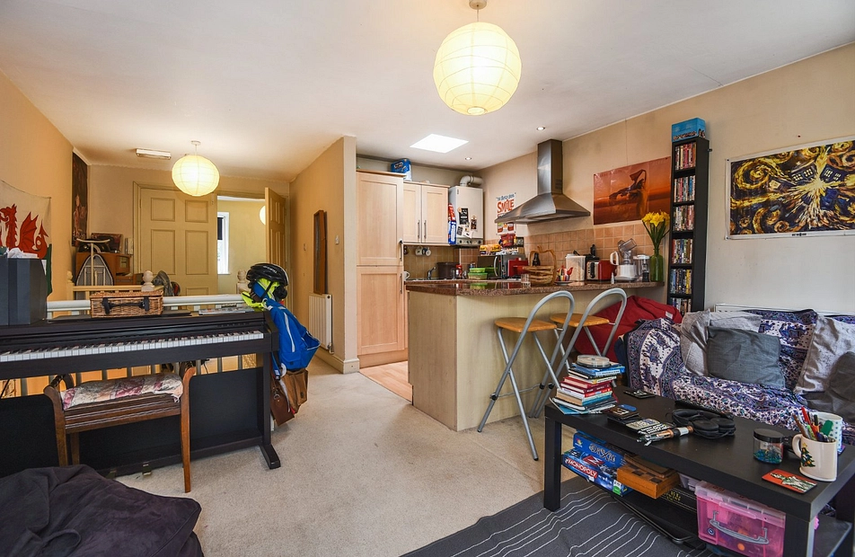 Abbeyfield Road, London, SE16 - Kinleigh Folkard & Hayward